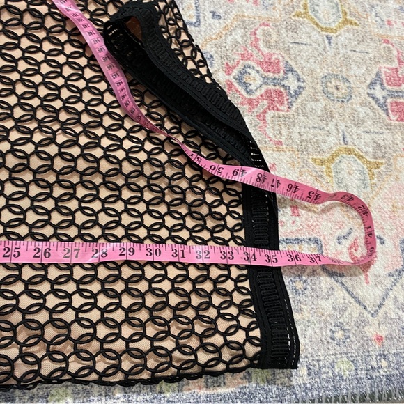 Revolve Elliatt Small Black Geo Dot Long Sleeve Sheath Dress‎ Choker Neck Event - Picture 12 of 12